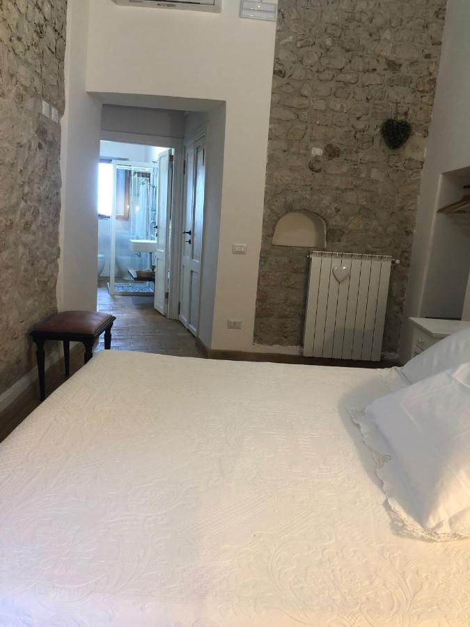 B&B Le Principesse Sermoneta Bagian luar foto