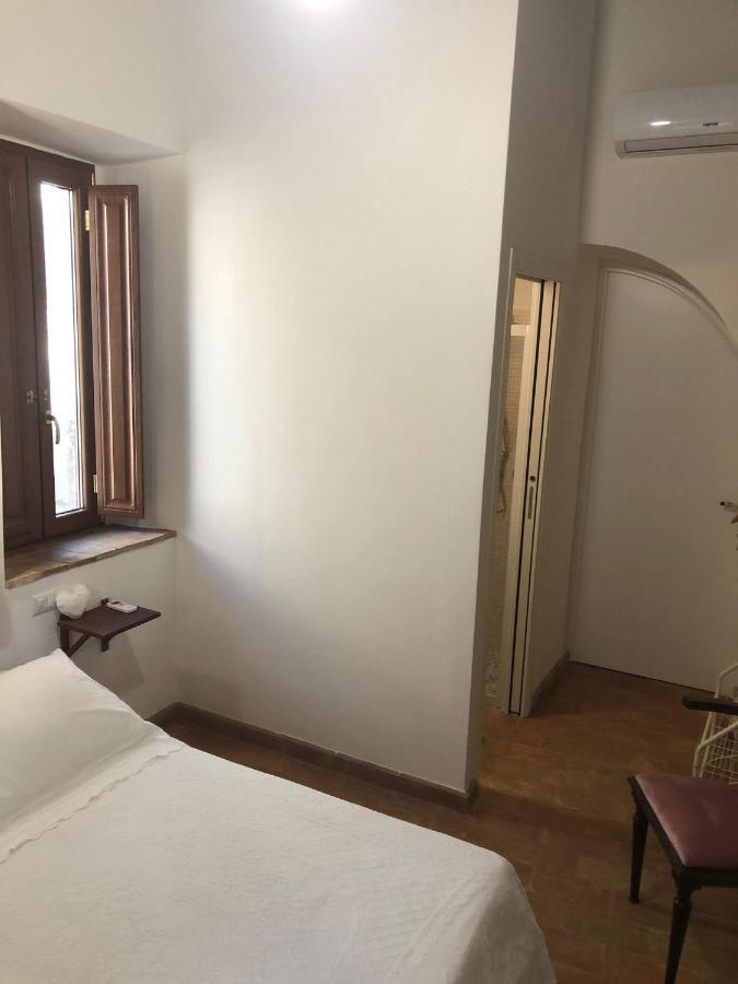 B&B Le Principesse Sermoneta Bagian luar foto