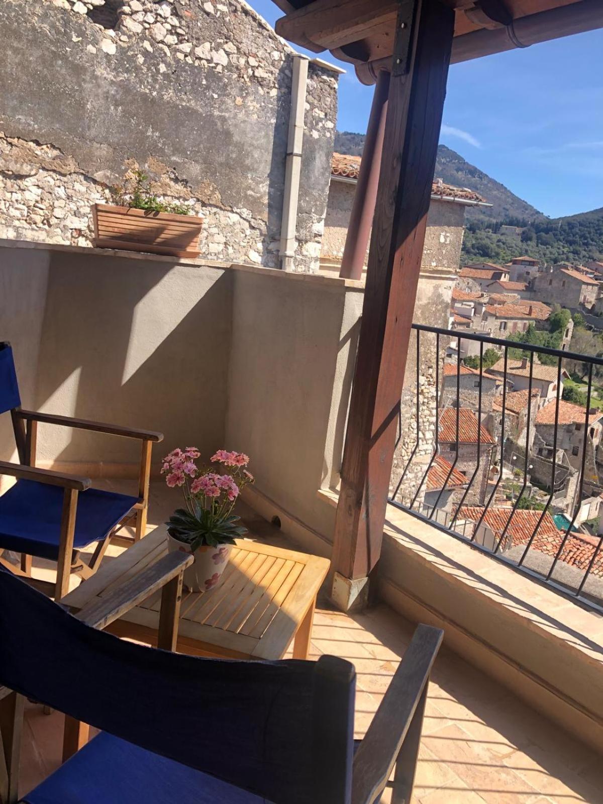 B&B Le Principesse Sermoneta Bagian luar foto